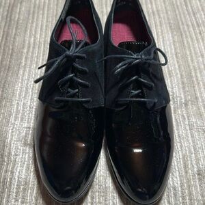 Munro Black Patent Leather Flats